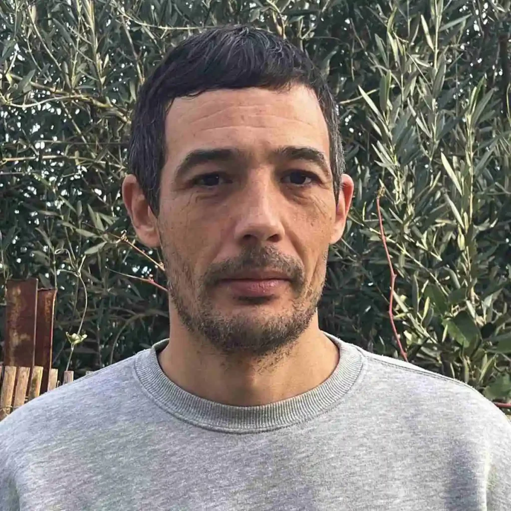 portrait adrien delcros magnetisme Portrait d’Adrien Delcros, praticien en magnétisme énergétique